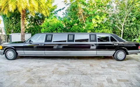 stretch limo