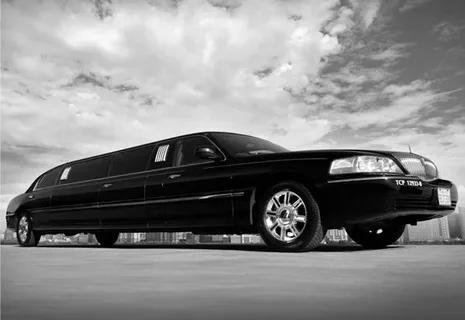 stretch limousine dubai
